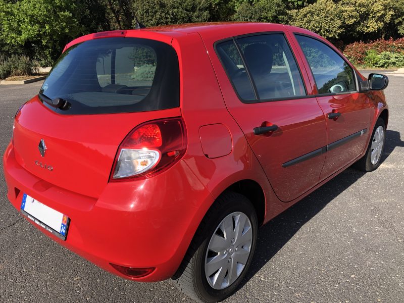 RENAULT CLIO 3 ph. 2 / 1.2 16V 1ère Main "Yahoo"