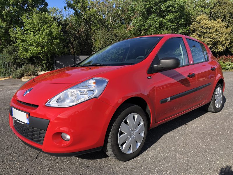 RENAULT CLIO 3 ph. 2 / 1.2 16V 1ère Main "Yahoo"