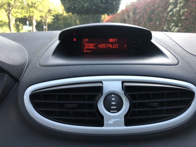 RENAULT CLIO 3 ph. 2 / 1.2 16V 1ère Main "Yahoo"