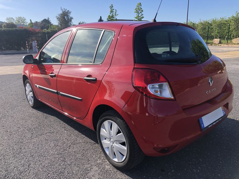 RENAULT CLIO 3 ph. 2 / 1.2 16V 1ère Main "Yahoo"