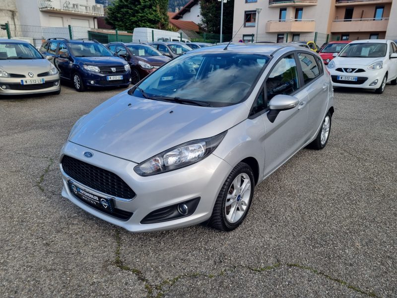 FORD FIESTA V  2016