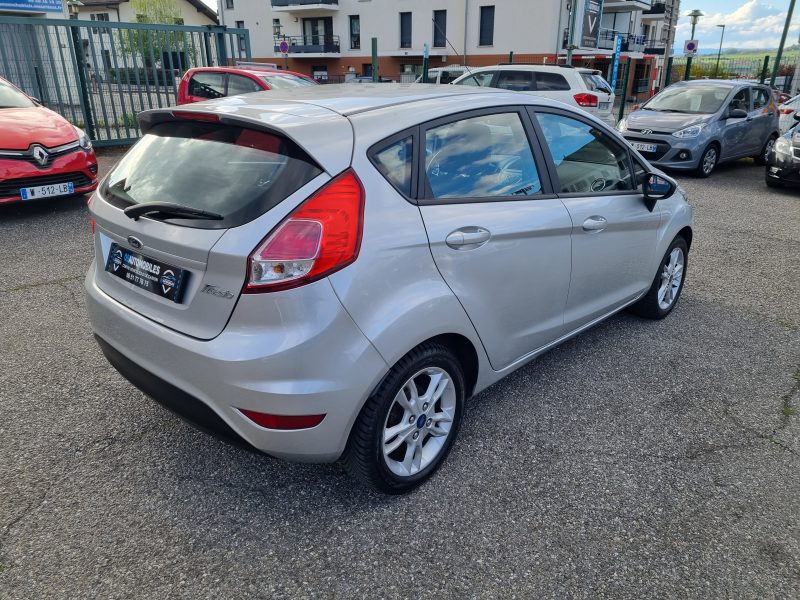 FORD FIESTA V  2016