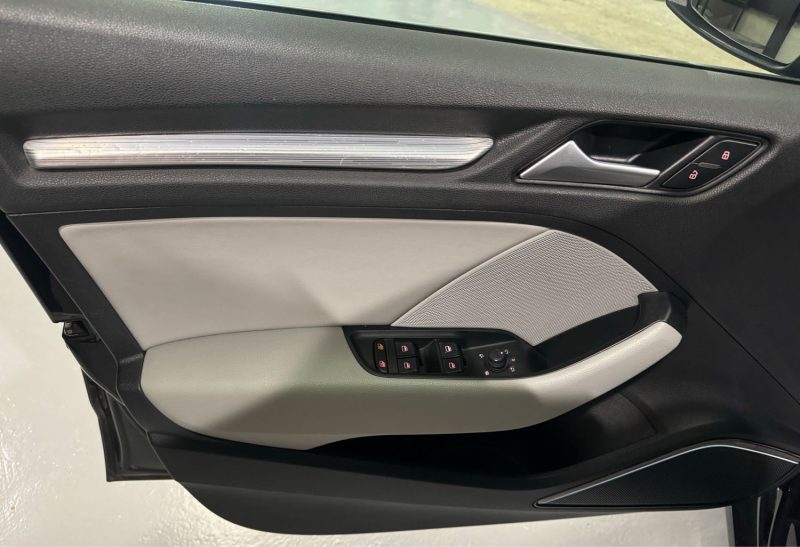 AUDI A3 SPORTBACK 1.4 TFSI COD 140 AMBITION LUXE