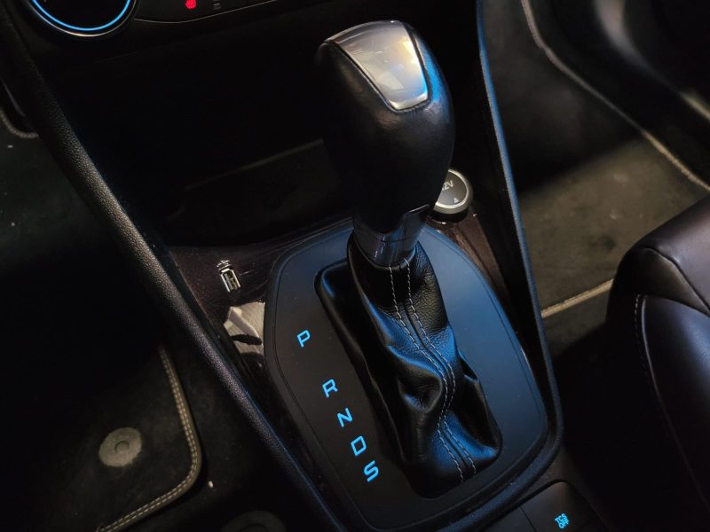 FORD FIESTA 1.0 SCTi EcoBoost 100cv VIGNALE / 1ERE MAIN / SUIVI FORD / TOIT OUVRANT / CARPLAY / SIEG