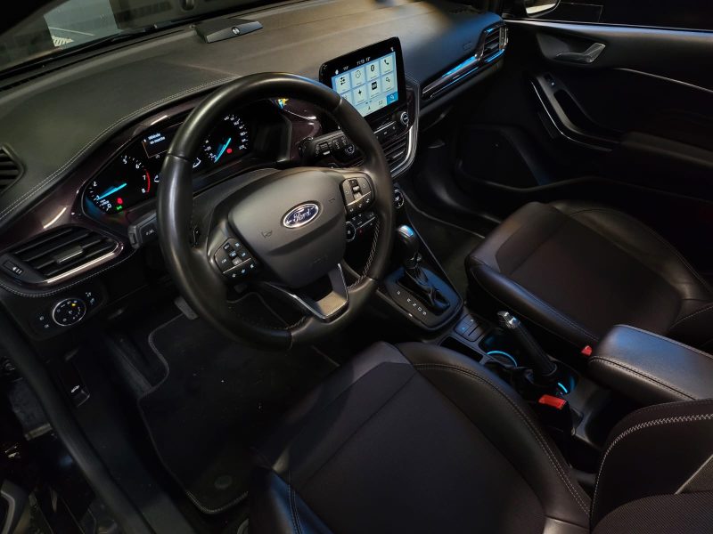 FORD FIESTA 1.0 SCTi EcoBoost 100cv VIGNALE / 1ERE MAIN / SUIVI FORD / TOIT OUVRANT / CARPLAY / SIEG