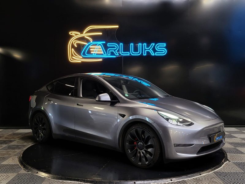 TESLA MODEL Y PERFORMANCE 534cv DualMotor AWD VOLANT CHAUFF / ATTELAGE / SIEGES CHAUFF AV + AR