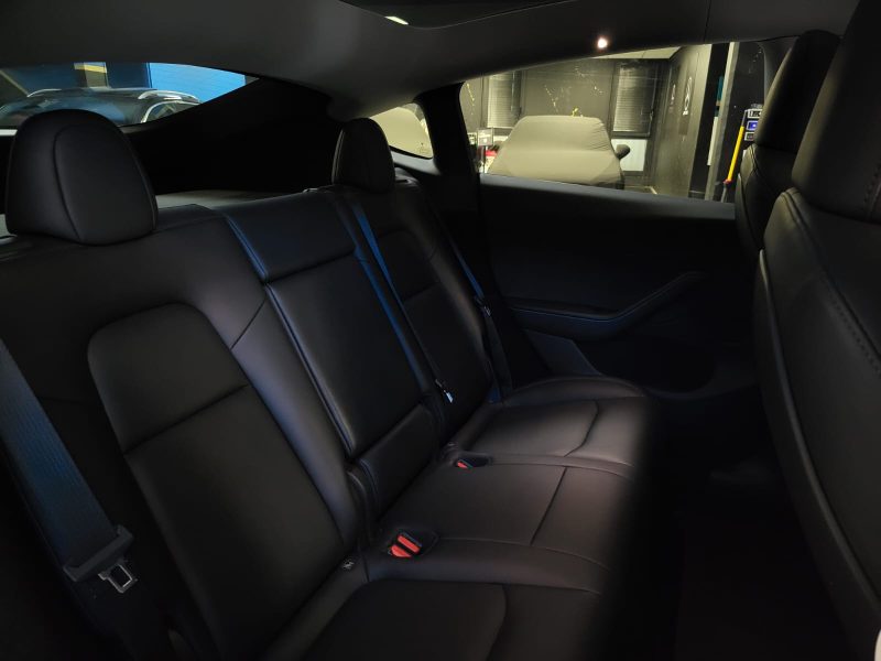 TESLA MODEL Y PERFORMANCE 534cv DualMotor AWD VOLANT CHAUFF / ATTELAGE / SIEGES CHAUFF AV + AR