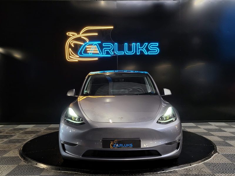 TESLA MODEL Y PERFORMANCE 534cv DualMotor AWD VOLANT CHAUFF / ATTELAGE / SIEGES CHAUFF AV + AR