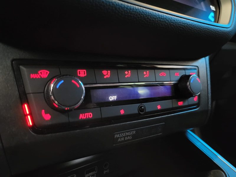 SEAT ARONA 1.0 TSI 116cv FR / 1ERE MAIN / CARPLAY / CAMERA DE RECUL / SIEGES CHAUFFANTS / VIRTUAL CO