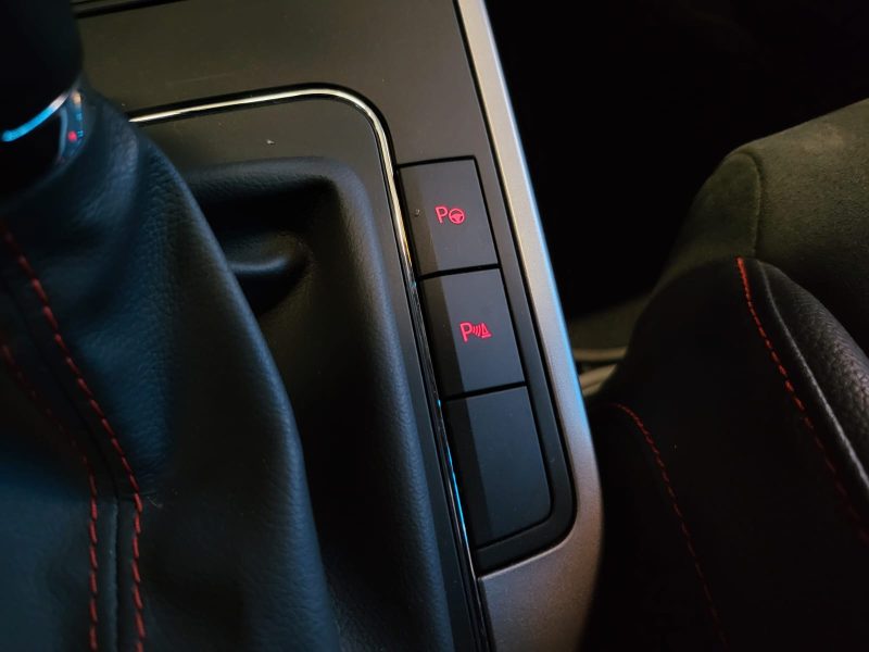 SEAT ARONA 1.0 TSI 116cv FR / 1ERE MAIN / CARPLAY / CAMERA DE RECUL / SIEGES CHAUFFANTS / VIRTUAL CO