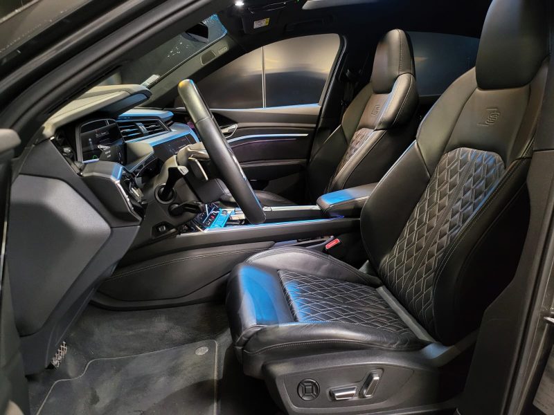 AUDI E-TRON 50 313cv  QUATTRO SPORTBACK S-LINE TOIT OUVRANT / B&O / 360° / CUIR DIAMANT ELECT 