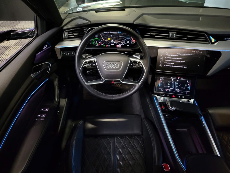 AUDI E-TRON 50 313cv  QUATTRO SPORTBACK S-LINE TOIT OUVRANT / B&O / 360° / CUIR DIAMANT ELECT 