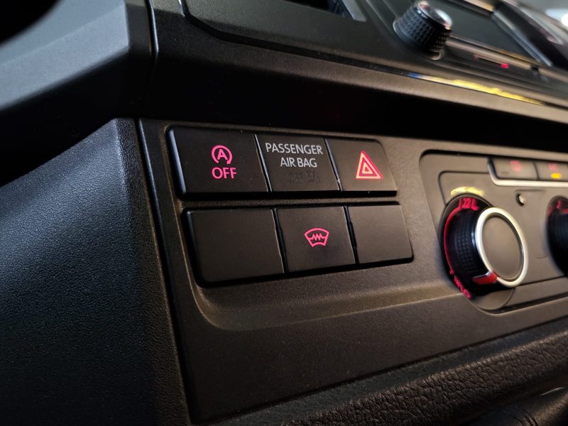 VOLKSWAGEN CARAVELLE 2.0 TDI 102 Ch BUSINESS / SUIVI VOLKSWAGEN / RADAR DE RECUL / RETRO DE ELECTRIQ