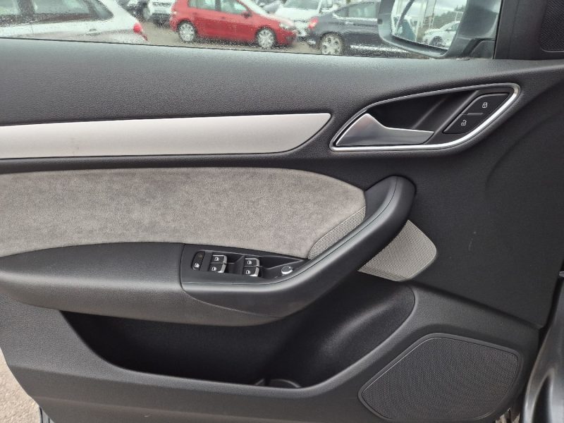 AUDI Q3 2.0 TDI quattro 150cv S-line 