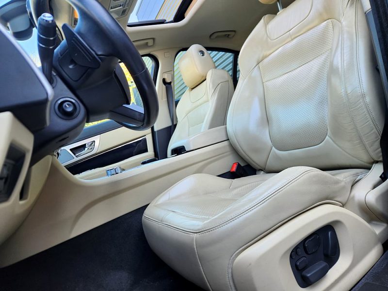 JAGUAR XF II 3.0 V6 340 AWD R-SPORT*TOIT*CAMERA*XENON*