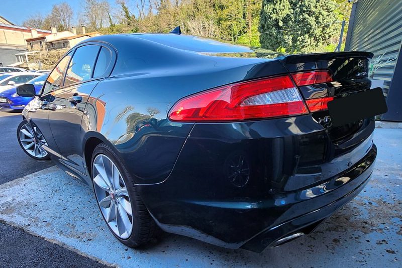 JAGUAR XF II 3.0 V6 340 AWD R-SPORT*TOIT*CAMERA*XENON*
