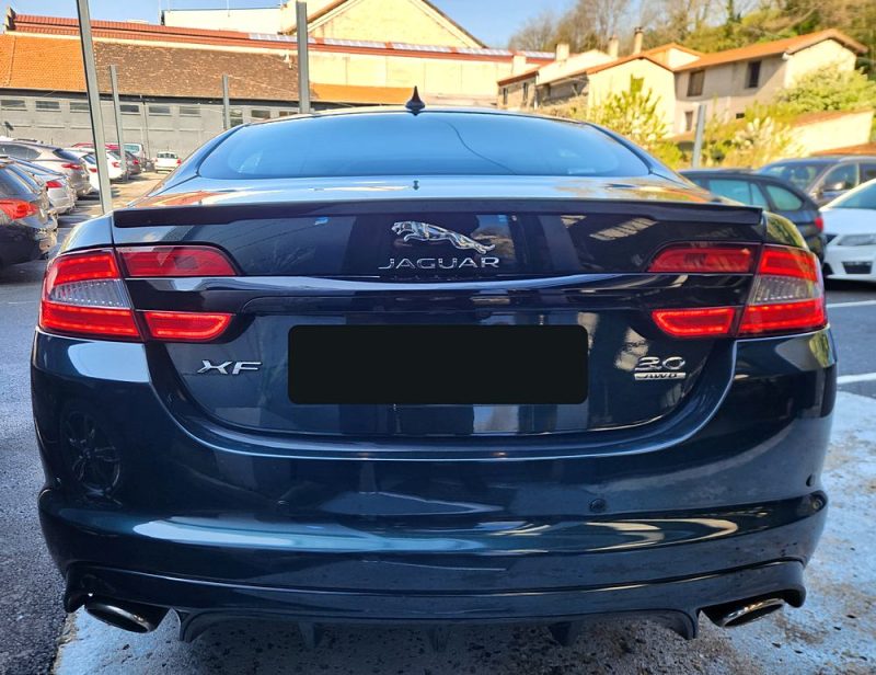 JAGUAR XF II 3.0 V6 340 AWD R-SPORT*TOIT*CAMERA*XENON*