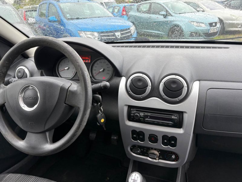 DACIA SANDERO 2009