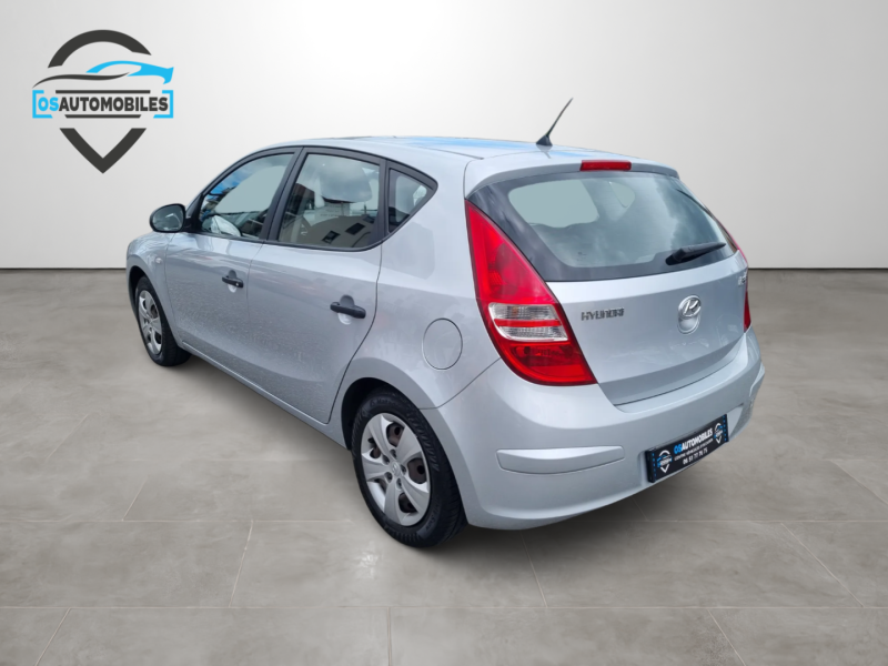 HYUNDAI i30 2009