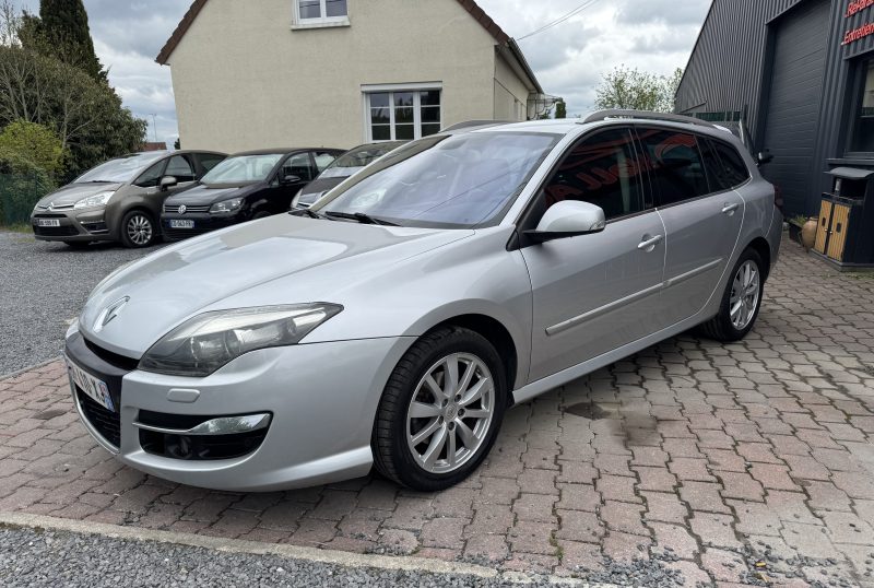 RENAULT LAGUNA III Estate 2L dCi 150cv Initiale *Cuir* / Révisée&Garantie