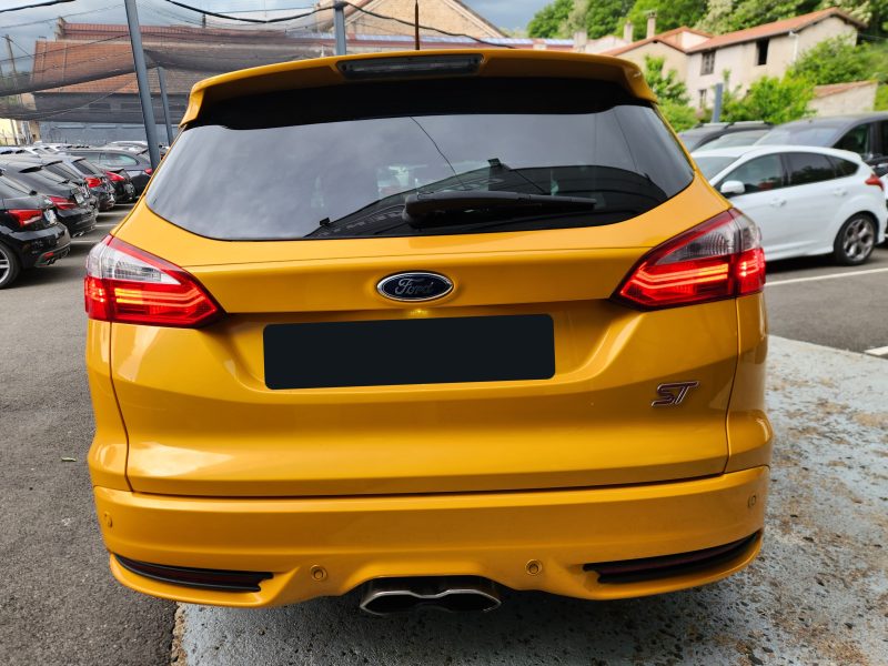 Ford FOCUS Focus SW/Break 2.0 250 S&S ST*XENON*SONY*