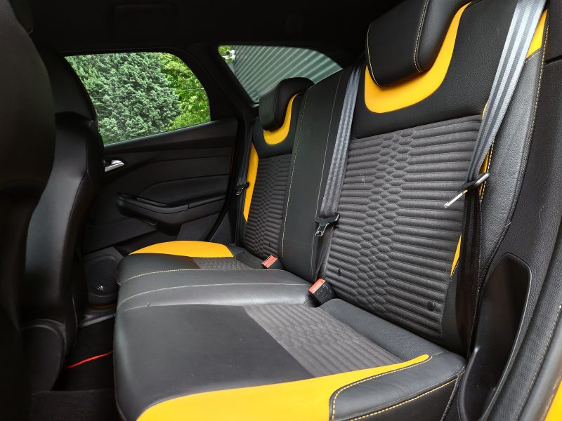 Ford FOCUS Focus SW/Break 2.0 250 S&S ST*XENON*SONY*