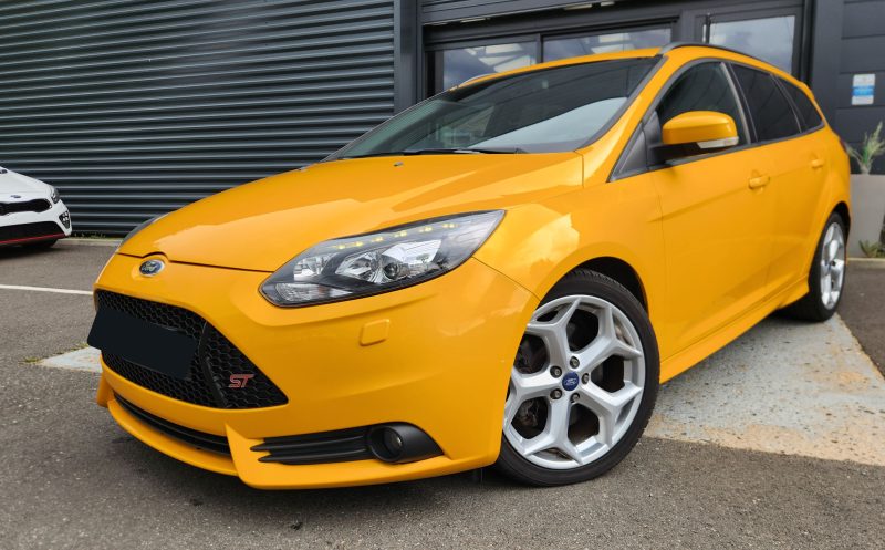 Ford FOCUS Focus SW/Break 2.0 250 S&S ST*XENON*SONY*