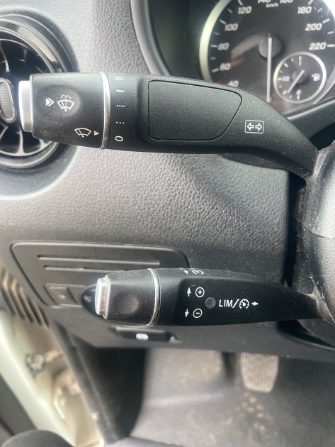 MERCEDES VITO 110 CDI EXTRA LONG FIRST TRACTION 102Ch