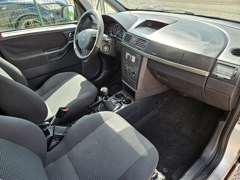 OPEL MERIVA 2010