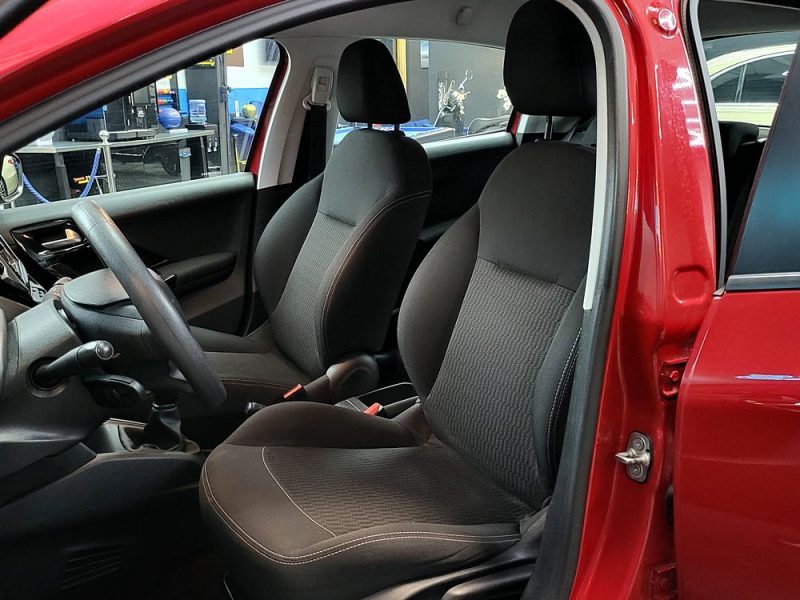 PEUGEOT 208 1.6 BlueHDi 75cv Active BVM5