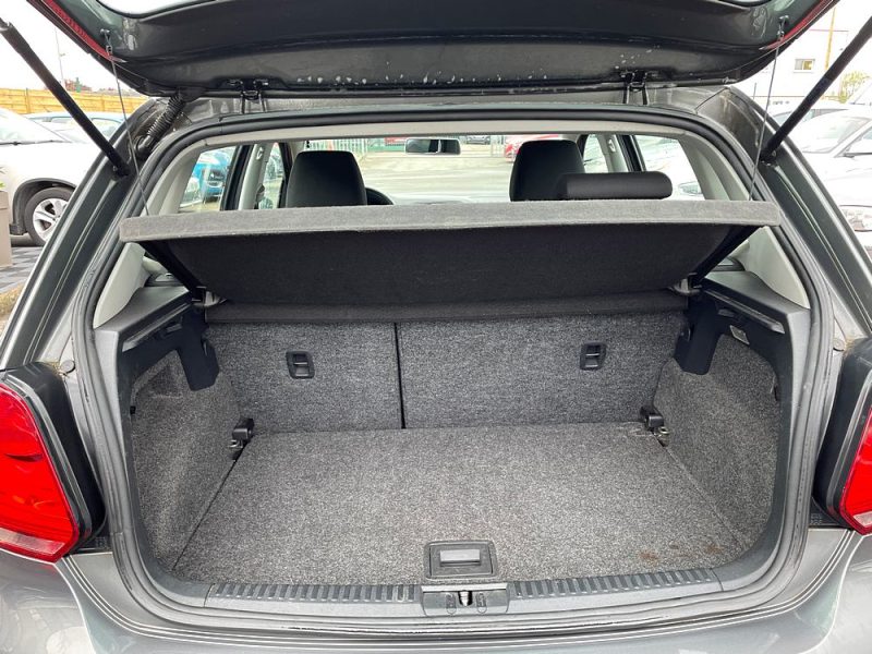 VOLKSWAGEN POLO 2011