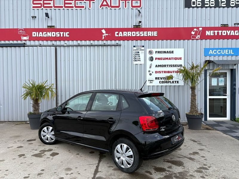 VOLKSWAGEN POLO 2012