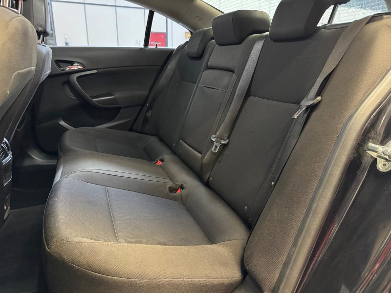 OPEL INSIGNIA 2.0 CDTI 110 Edition