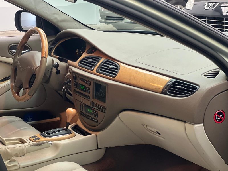 JAGUAR S-TYPE *DÉPOT VENTE* 3.0i 24V V6 243CH BVA 