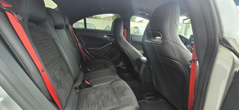 MERCEDES CLASSE CLA 45 AMG 2.L 4-MATIC 381cv
