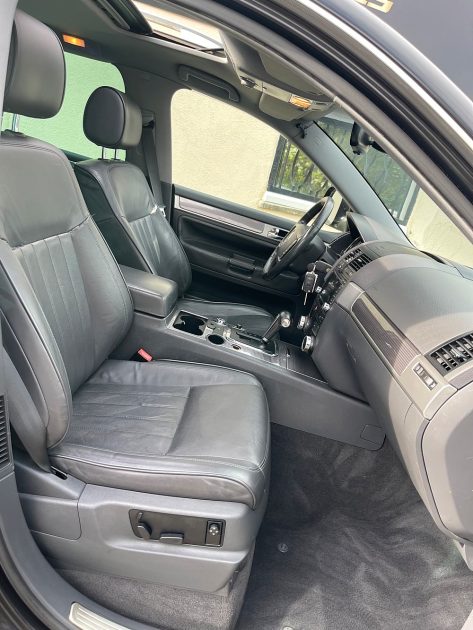 VOLKSWAGEN TOUAREG 3.0 TDI V6 240cv R-line