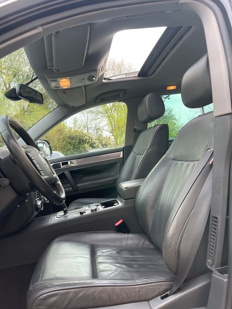 VOLKSWAGEN TOUAREG 3.0 TDI V6 240cv R-line