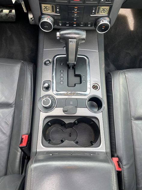 VOLKSWAGEN TOUAREG 3.0 TDI V6 240cv R-line