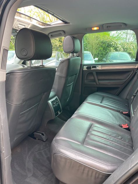 VOLKSWAGEN TOUAREG 3.0 TDI V6 240cv R-line