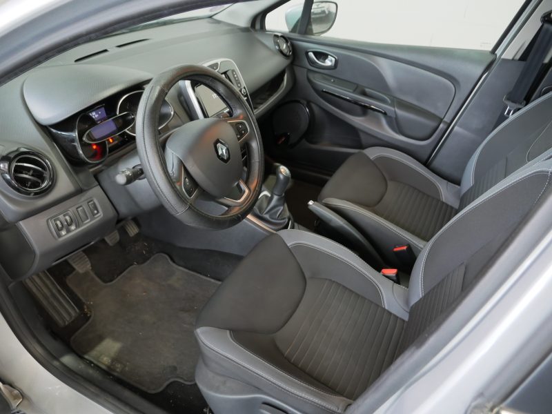 RENAULT CLIO 2016
