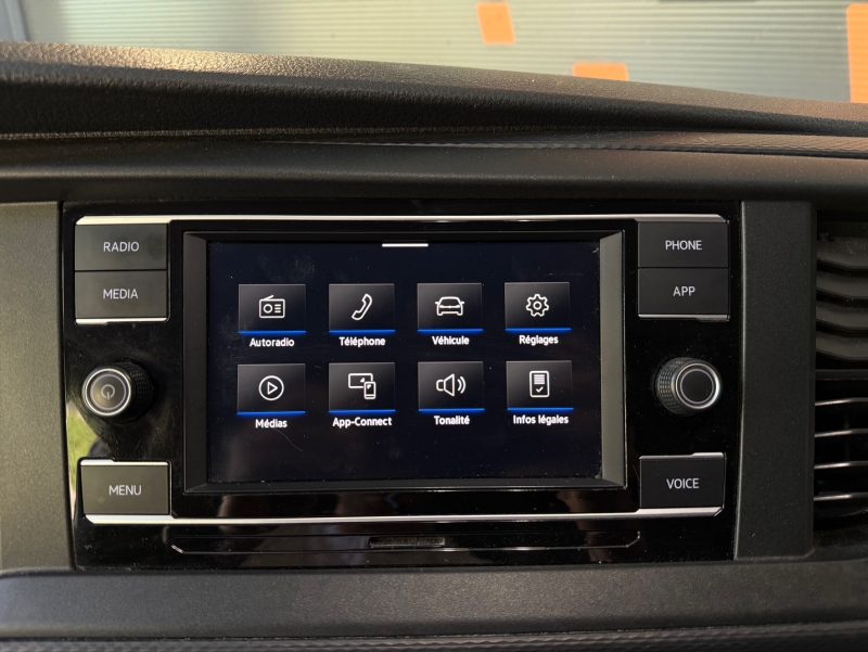 VOLKSWAGEN TRANSPORTER 2020