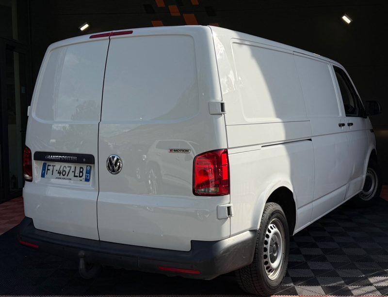 VOLKSWAGEN TRANSPORTER 2020