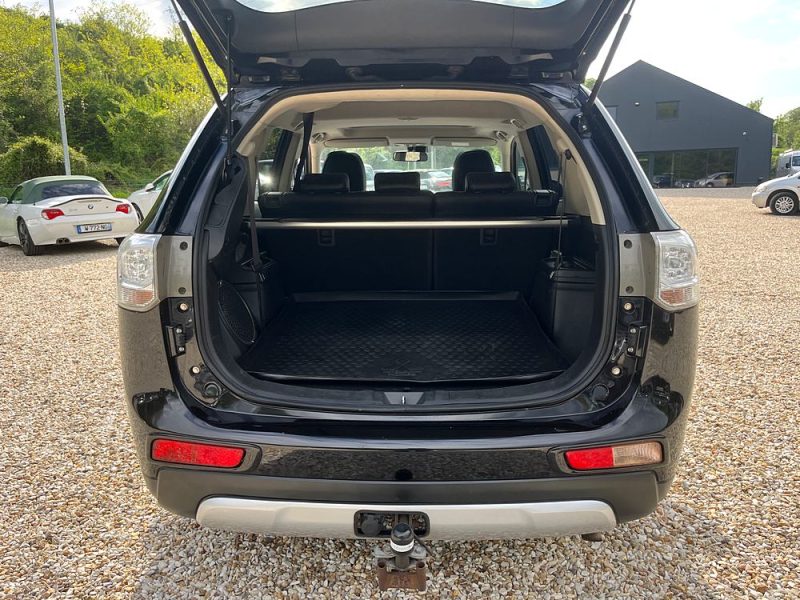 MITSUBISHI OUTLANDER 2015