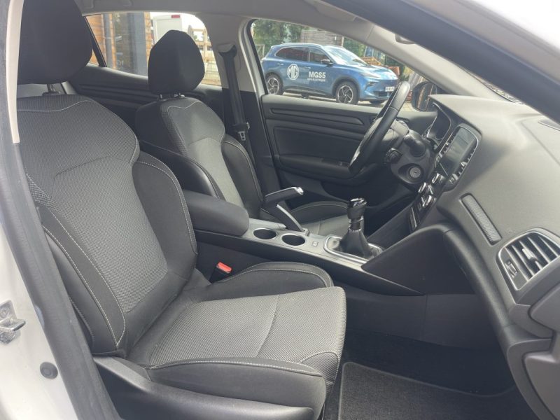 Renault Megane iv BLUE DCI 115 