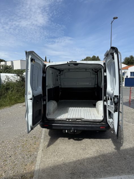 RENAULT TRAFIC L1H1 1.6 dCi 120 CONFORT GPS