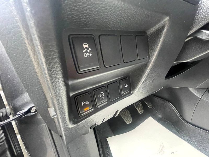 NISSAN QASHQAI 2015 1.2I DIG-T 115CV VISIA CRIT'AIR 1