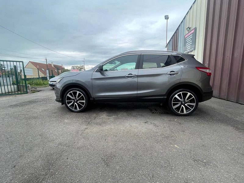 NISSAN QASHQAI 2015 1.2I DIG-T 115CV VISIA CRIT'AIR 1