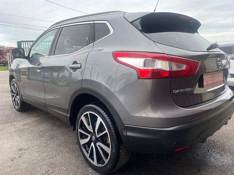 NISSAN QASHQAI 2015 1.2I DIG-T 115CV VISIA CRIT'AIR 1