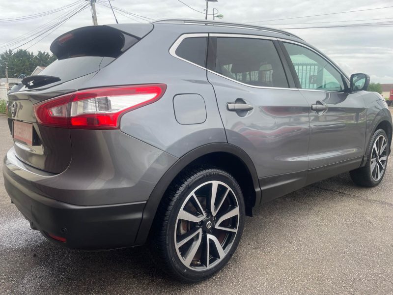 NISSAN QASHQAI 2015 1.2I DIG-T 115CV VISIA CRIT'AIR 1