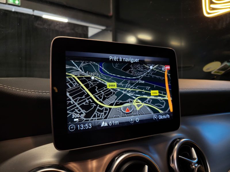 MERCEDES CLASSE GLA 200 D 136cv FASCINATION / TOIT OUVRANT / SIEGES ELECTRIQUES A MEMOIRE / H&K / CA